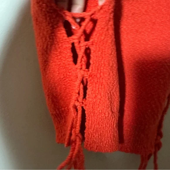 Urban Outfitters Top Women's Size Medium Orange Knit Sweater Tank Open Tie Sides - Picture 7 of 8